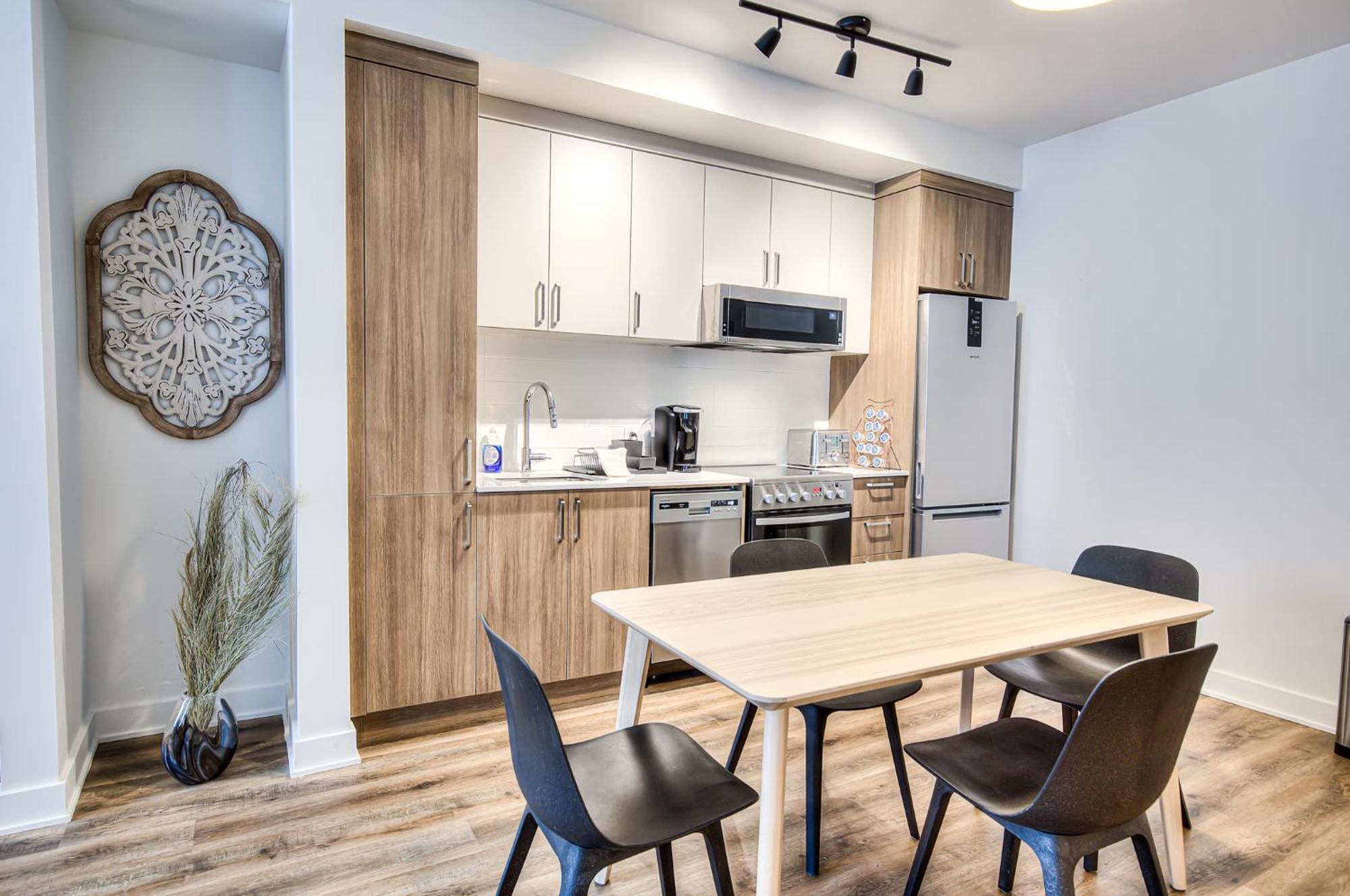 2Br+Gym For Vip Corporate & Students Downtown Mtl Apartment Montreal Exterior photo