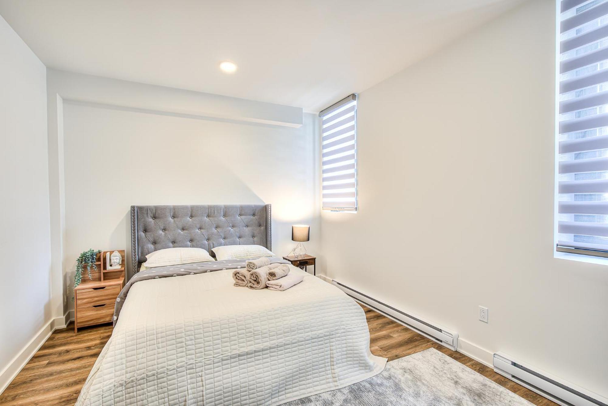 2Br+Gym For Vip Corporate & Students Downtown Mtl Apartment Montreal Exterior photo